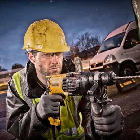 Perforateur SDS-PLUS 710W D25033K DEWALT