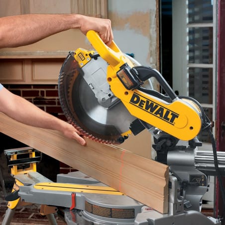 Scie à onglet radiale XPS diam 305mm DWS780 DEWALT