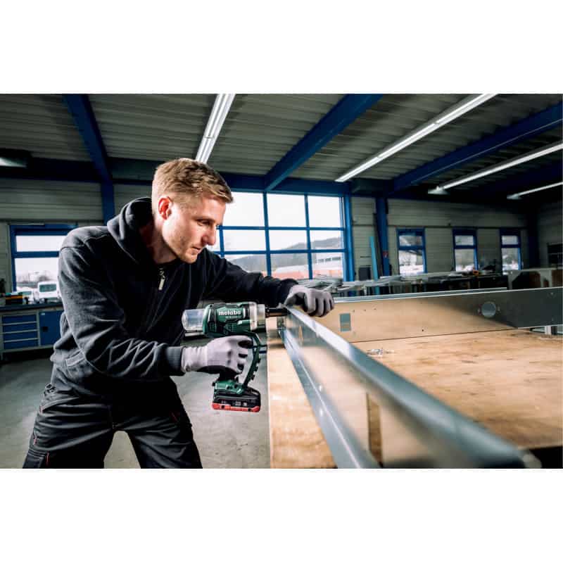 Riveteuse 18V SOLO NP 18 LTX BL 5,0 METABO