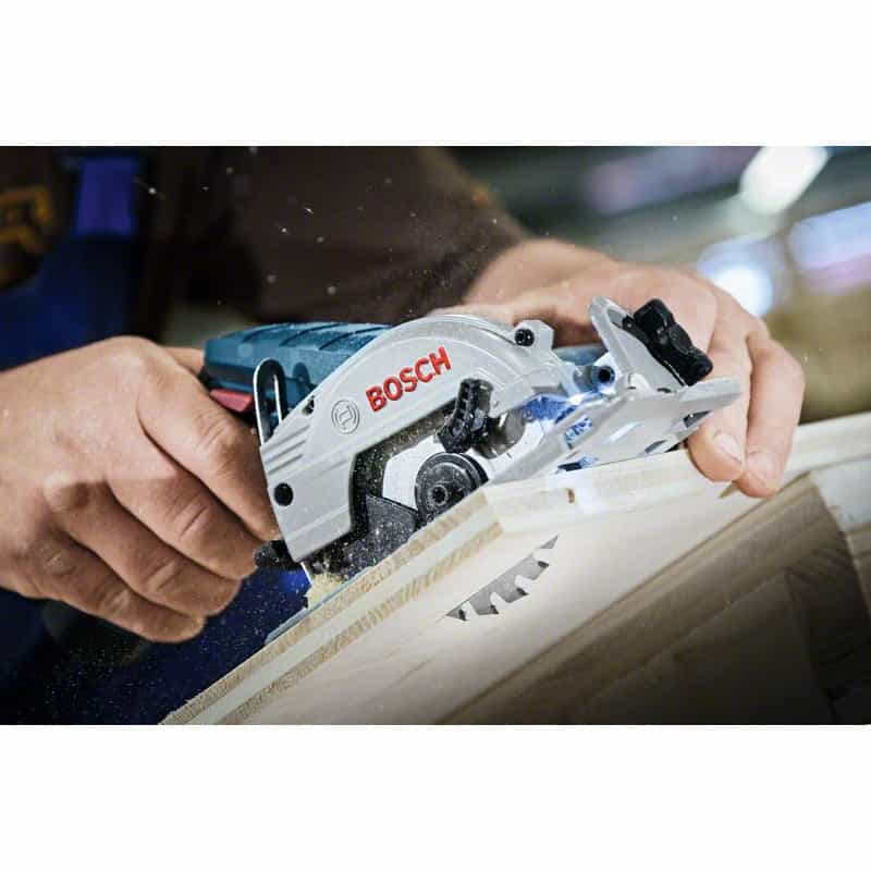 Scie circulaire GKS 10.8 V-LI SOLO BOSCH