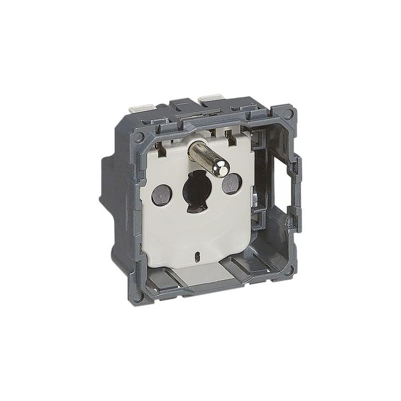 7731-prise-de-courant-standard-francais-celiane-16a-250v-2pt-bornes-automatiques