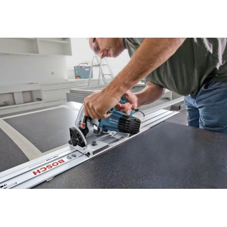 Scie plongeante GKT 55 GCE + rail 140 cm BOSCH 0615990M9D