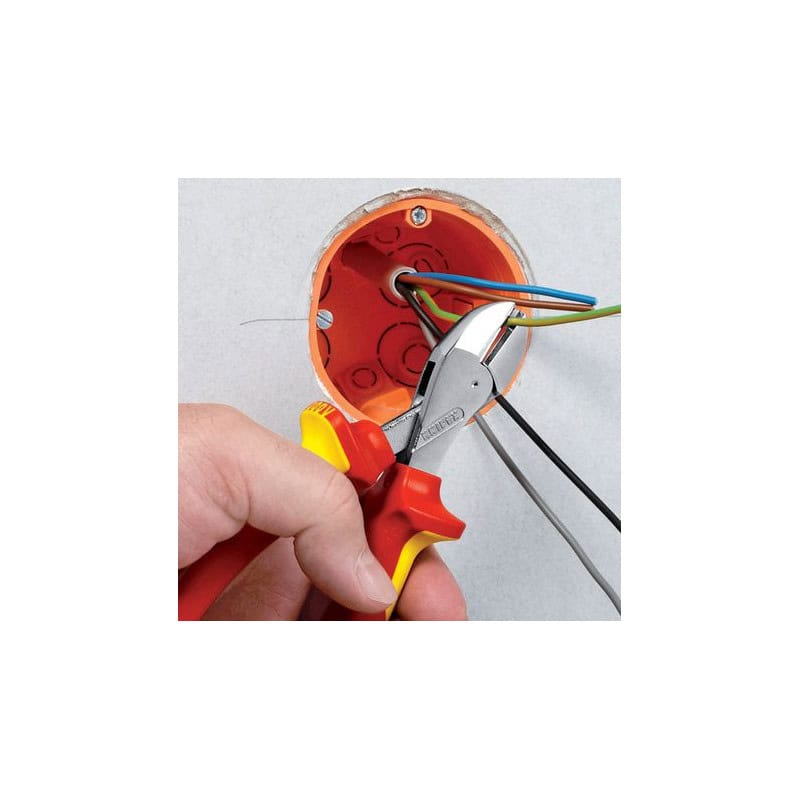 PINCE COUPANTE FORTE DEMULTIPLICATION ISOLEE