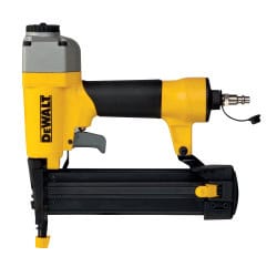 Cloueur/Agrafeuse pneumatique 18 Ga DEWALT DPSB2IN1-XJ