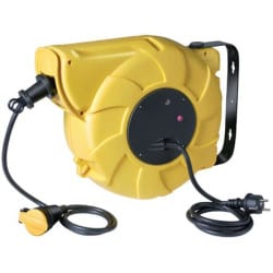 Enrouleur prolongateur automatique BRENNENSTUHL
