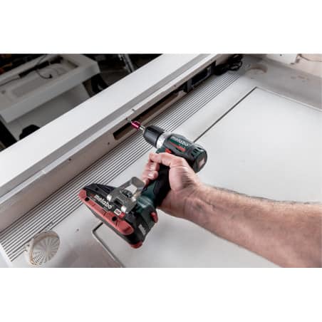 Perceuse visseuse 18V 4Ah LIHD sans fil BS 18 L BL METABO 602326800