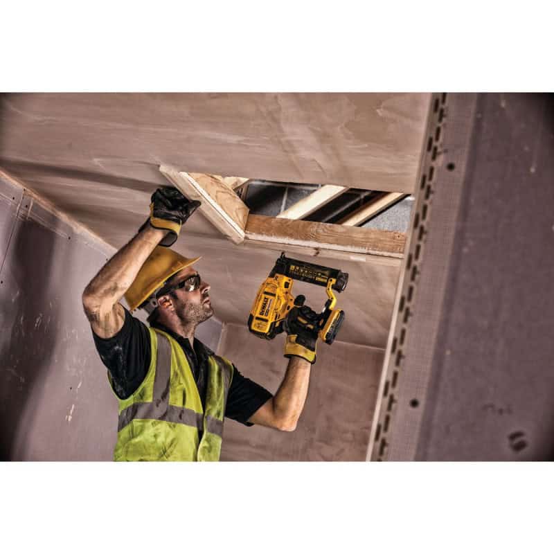 Cloueur de finition XR 18V 2Ah DCN680D2-QW DEWALT