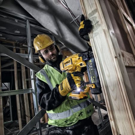 Cloueur de finition XR 18V 2Ah DCN680D2-QW DEWALT
