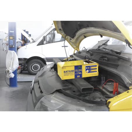CHARGEUR AUTOMATIQUE BATIUM 6 A 24 VOLTS