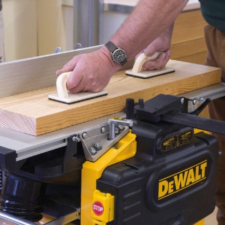 Raboteuse dégauchisseuse 2100W 260 mm DEWALT D27300-QS