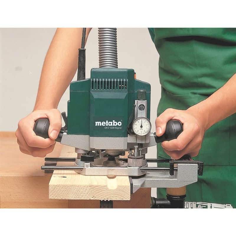 Défonceuse OF E 1229 SIGNAL 1 200 W à variateur électronique METABO 601229700
