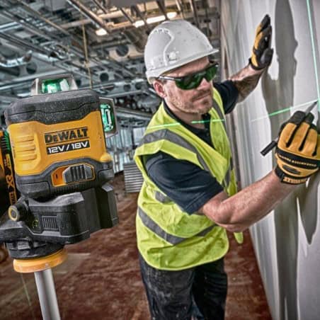 Niveau laser multi-lignes 3 x 360° XR 12V / 18V DEWALT DCE089NG18-XJ