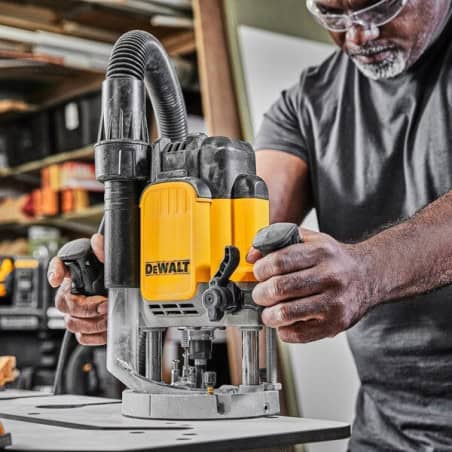 Défonceuse 2 300 W DEWALT DWE625KT-QS