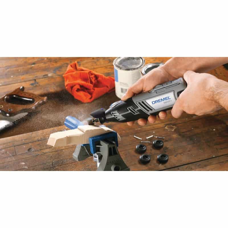 Dremel 8220 12 V + 45 accessoires DREMEL F0138220JF