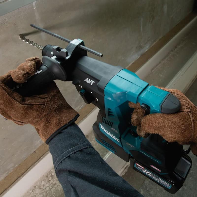 Perforateur burineur SDS PLUS - 40 V max / 4 Ah - MAKITA HR002GM204