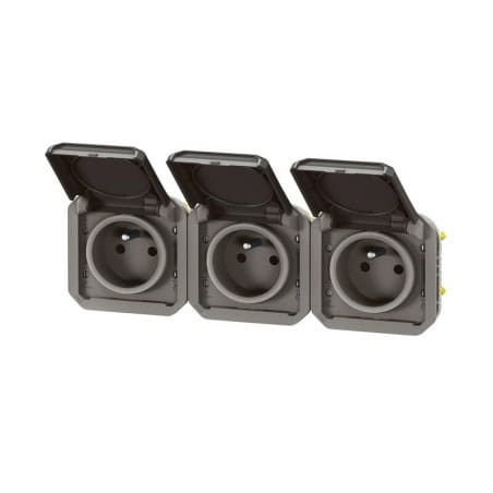 Triple prise de courant anthracite horizontale composable précablée PLEXO LEGRAND 069844L