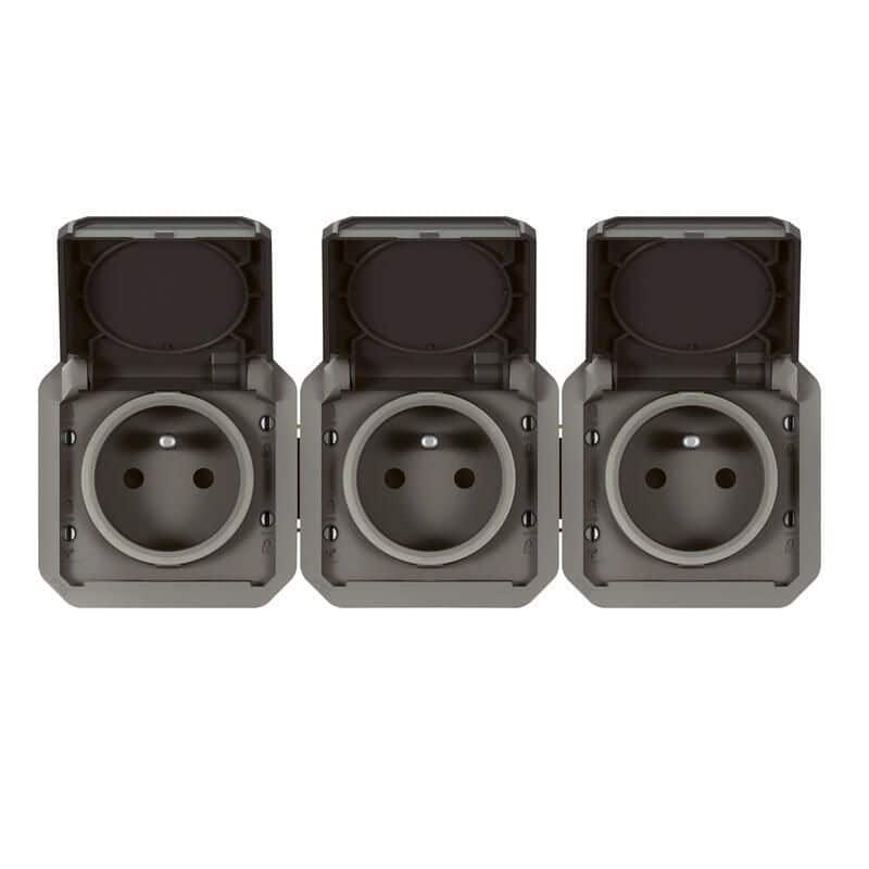 Triple prise de courant anthracite horizontale composable précablée PLEXO LEGRAND 069844L